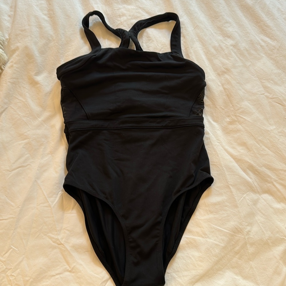 Girls Bloch dance black leotard, mesh sides and back detail, size 14 EUC
